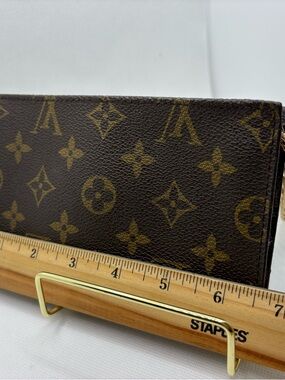 Louis Vuitton Monogram Canvas Zip Wallet Brown/Gold vintage